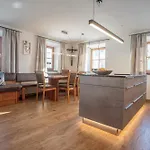 Exklusive 103 Qm Salvenblick, Gratis Skibus Direkt Ab