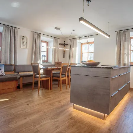 Exklusive 103 Qm Salvenblick, Gratis Skibus Direkt Ab