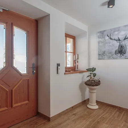 Exklusive 103 Qm Salvenblick, Gratis Skibus Direkt Ab